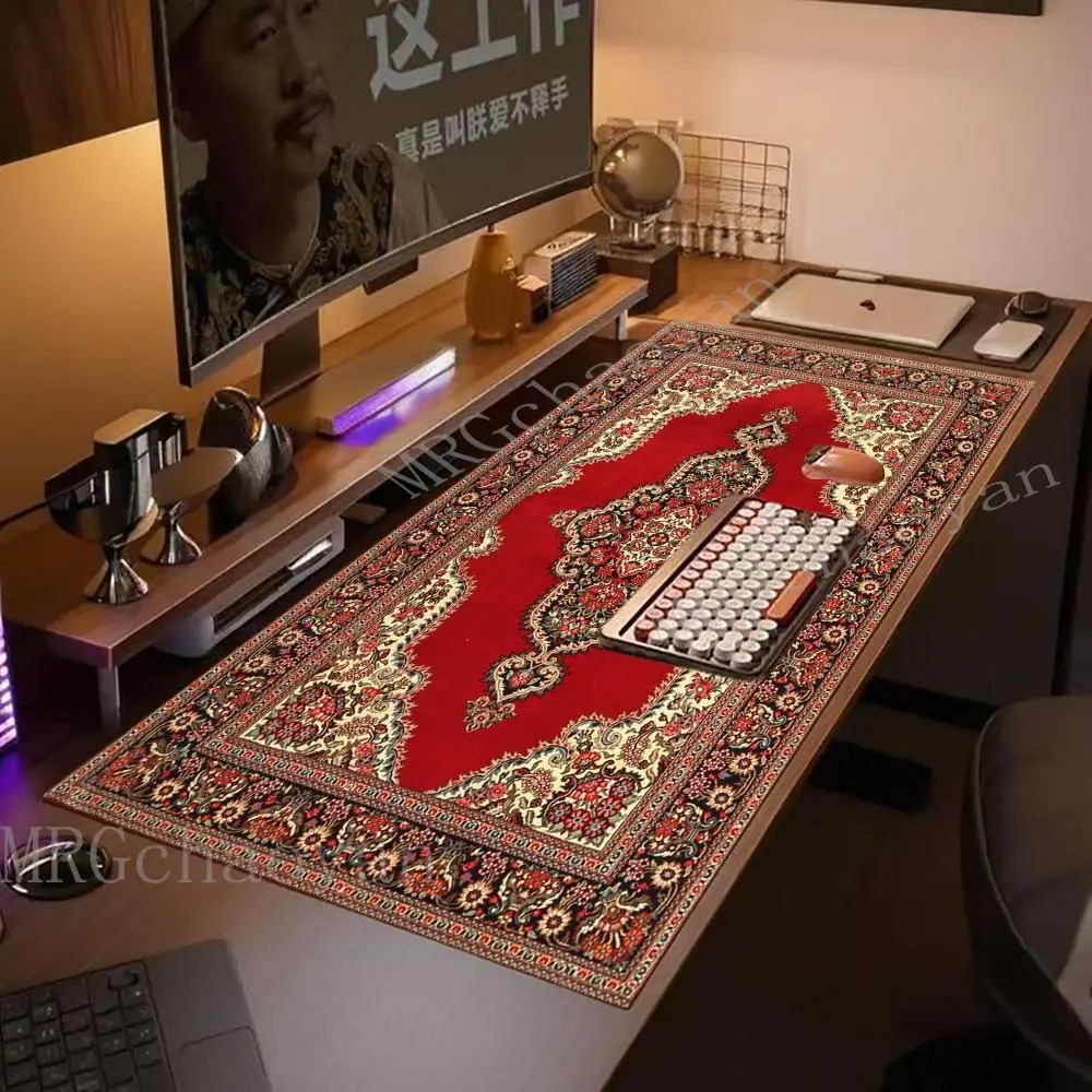 Un'enorme tappeto persiano, un - Retro Gaming Keyboard And Mouse recensione e prezzo
